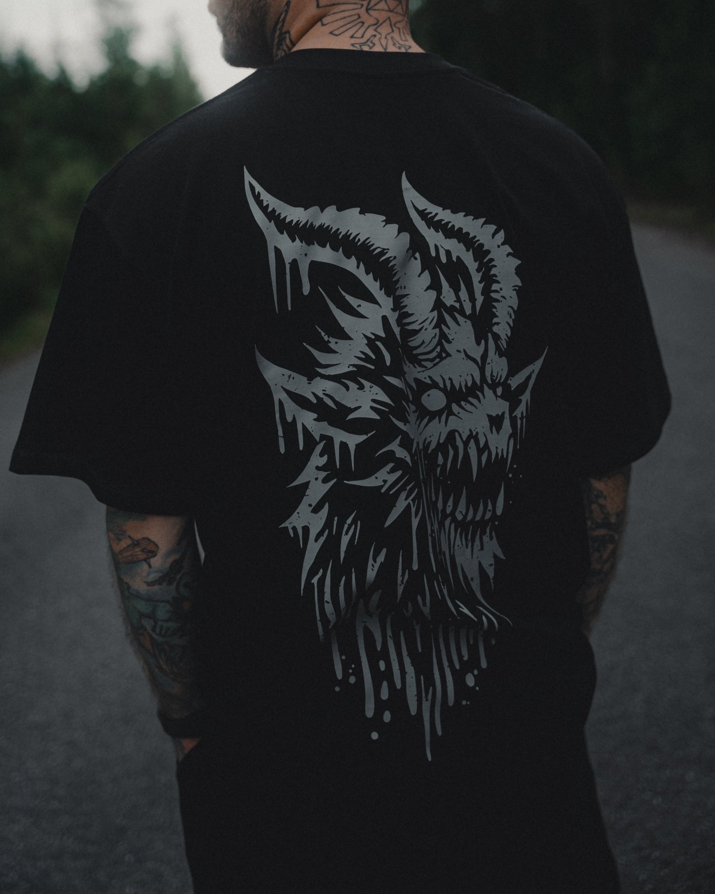 BARBED CUFF OVERSIZE TEE