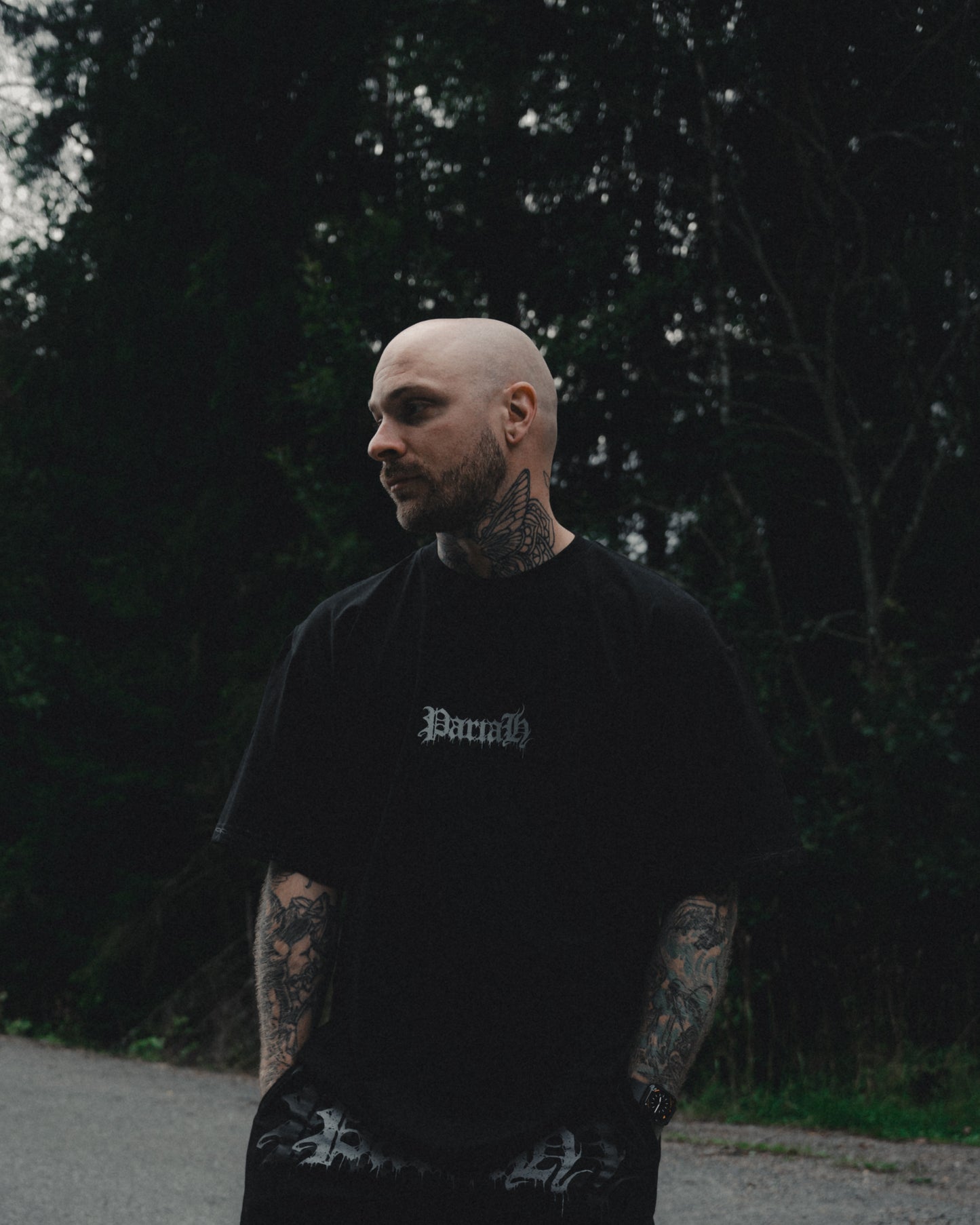 BARBED CUFF OVERSIZE TEE
