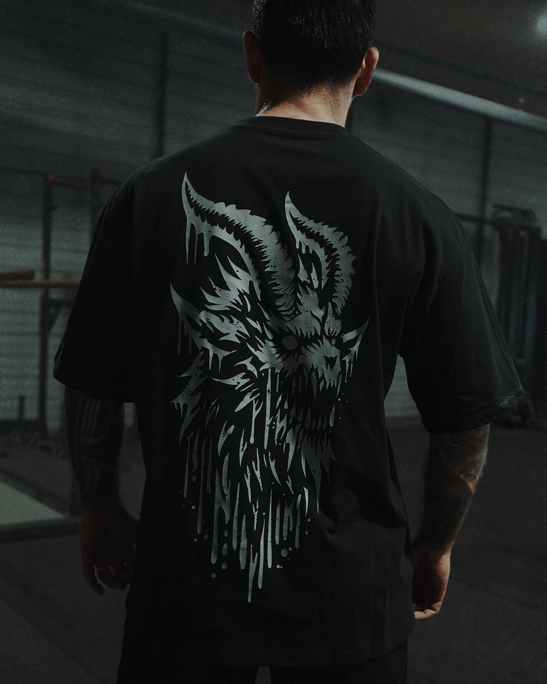 BARBED CUFF OVERSIZE TEE