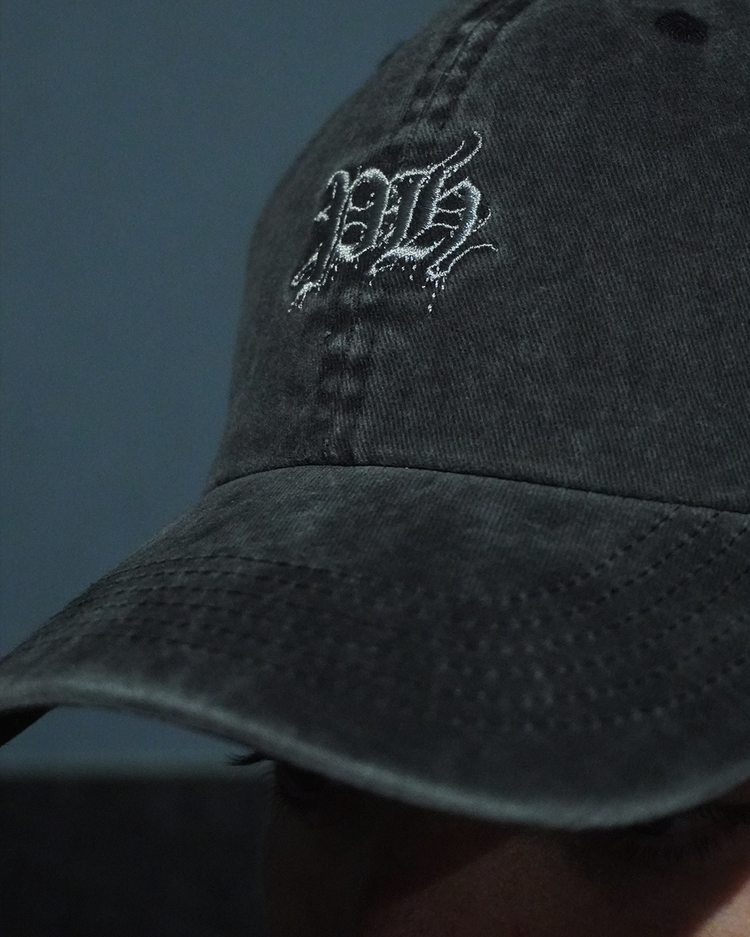 ACID-WASHED CAP